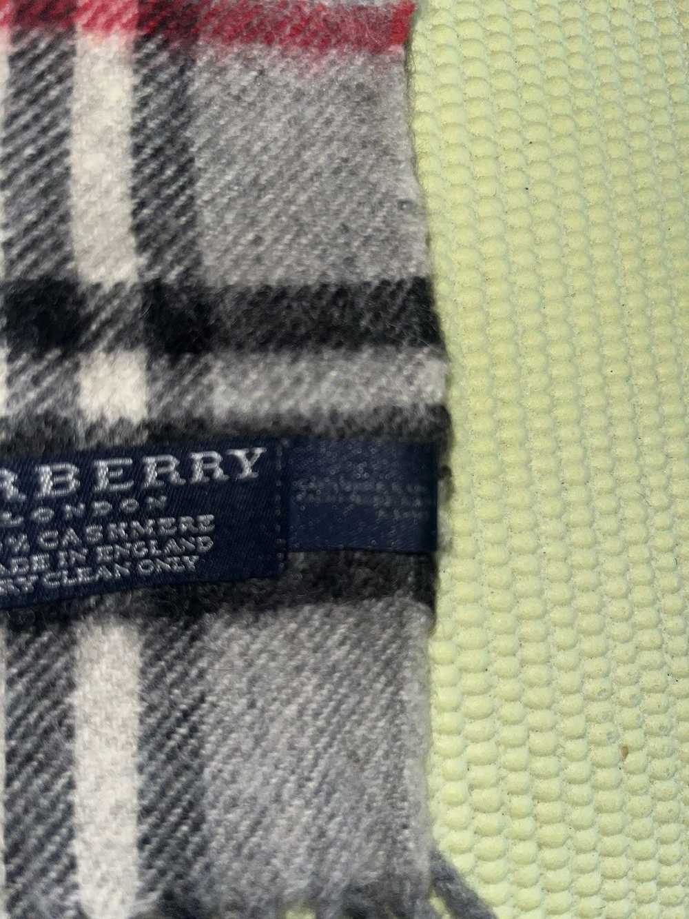 Burberry × Vintage Burberry Grey Vintage Scarf 10… - image 3