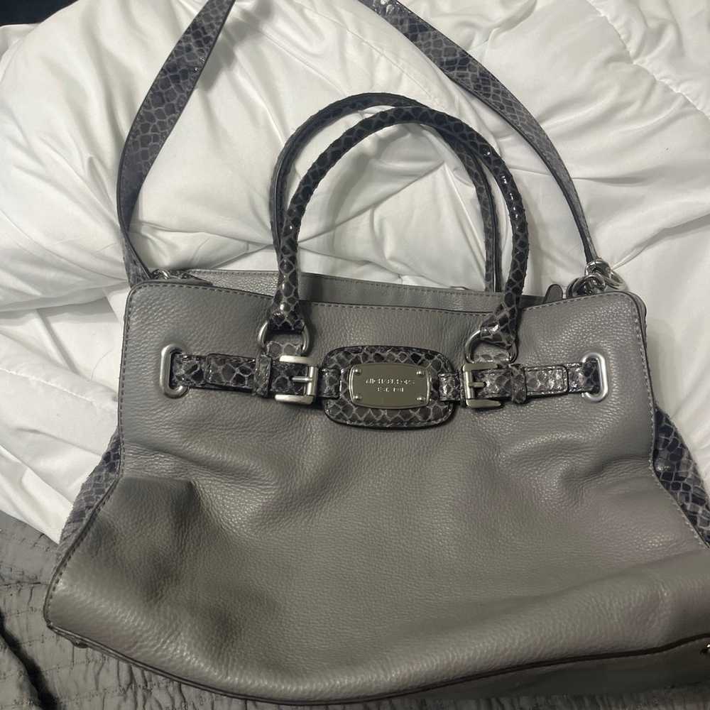 michaels kors purse - image 6