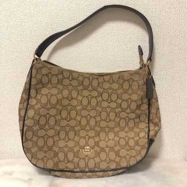 Brand new COACH shoulder tote bag.