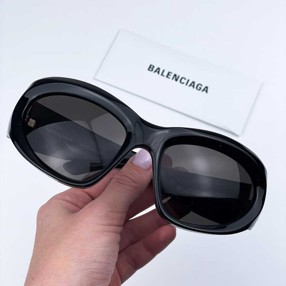 Balenciaga Sunglasses - image 3