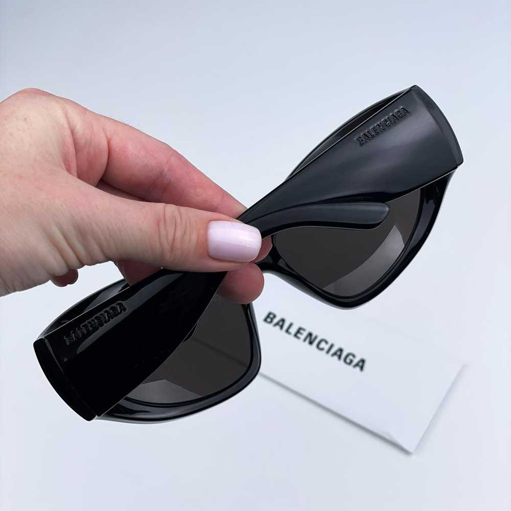 Balenciaga Sunglasses - image 4