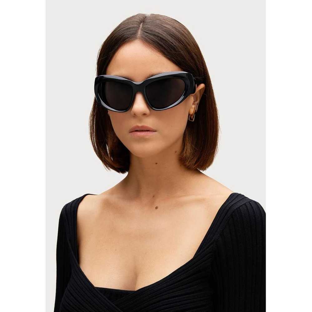 Balenciaga Sunglasses - image 9