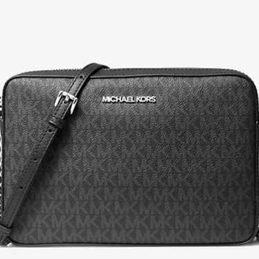 Michael Kors Black Jet Set Crossbody