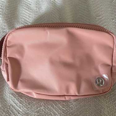 lululemon everywhere belt bag 1l