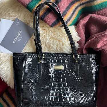 Brahmin medium Arno Tote glossy black genuine leat