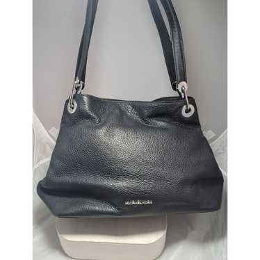 Michael Kors Raven Large Pebbled Leather Large Sho