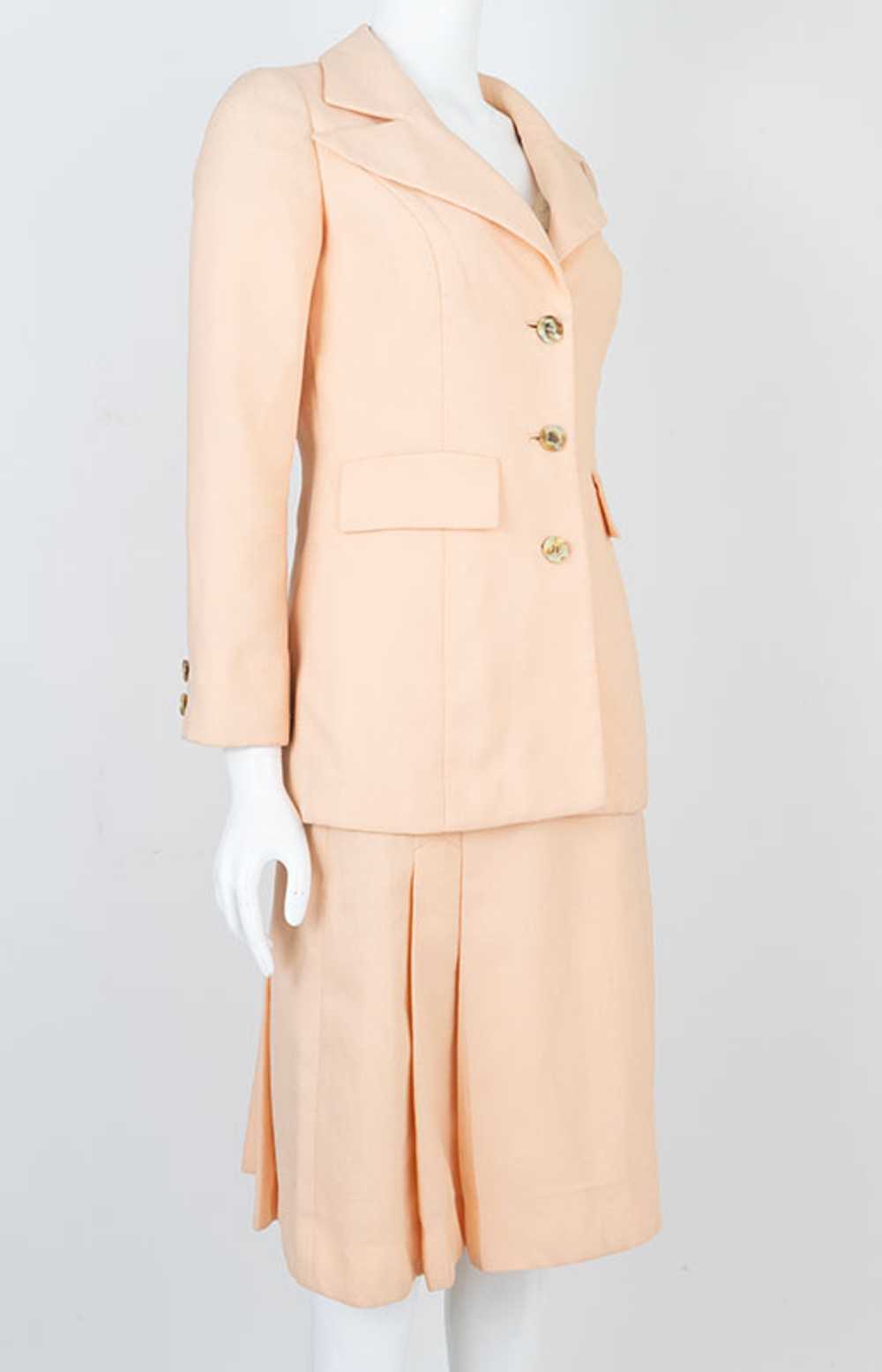 1970s C. Capriotti Silk Suit - image 3