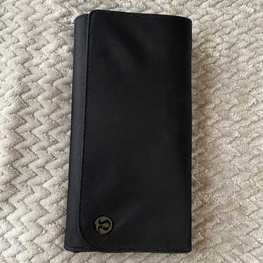 Lululemon Wallet Clutch Crossbody