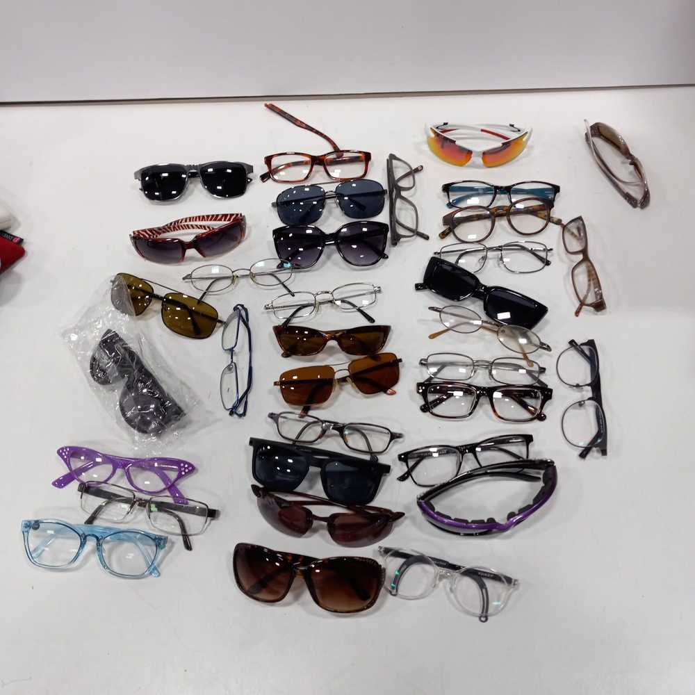 5.5lb Bundle of Assorted Sunglasses and Eyeglasses - image 2