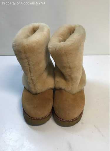 Ugg Women's Chesnut w/ Fur Boots Size 10