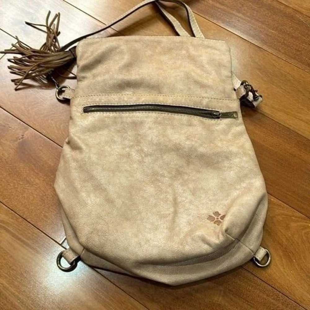 Patricia Nash tan Leather Convertible Backpack/Cr… - image 6