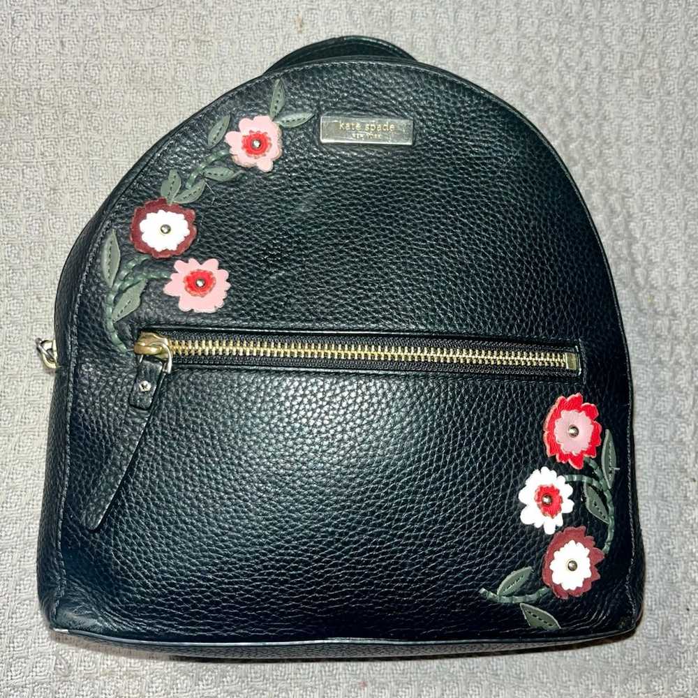 RARE Kate Spade Black Pebbled Leather Floral Appl… - image 2