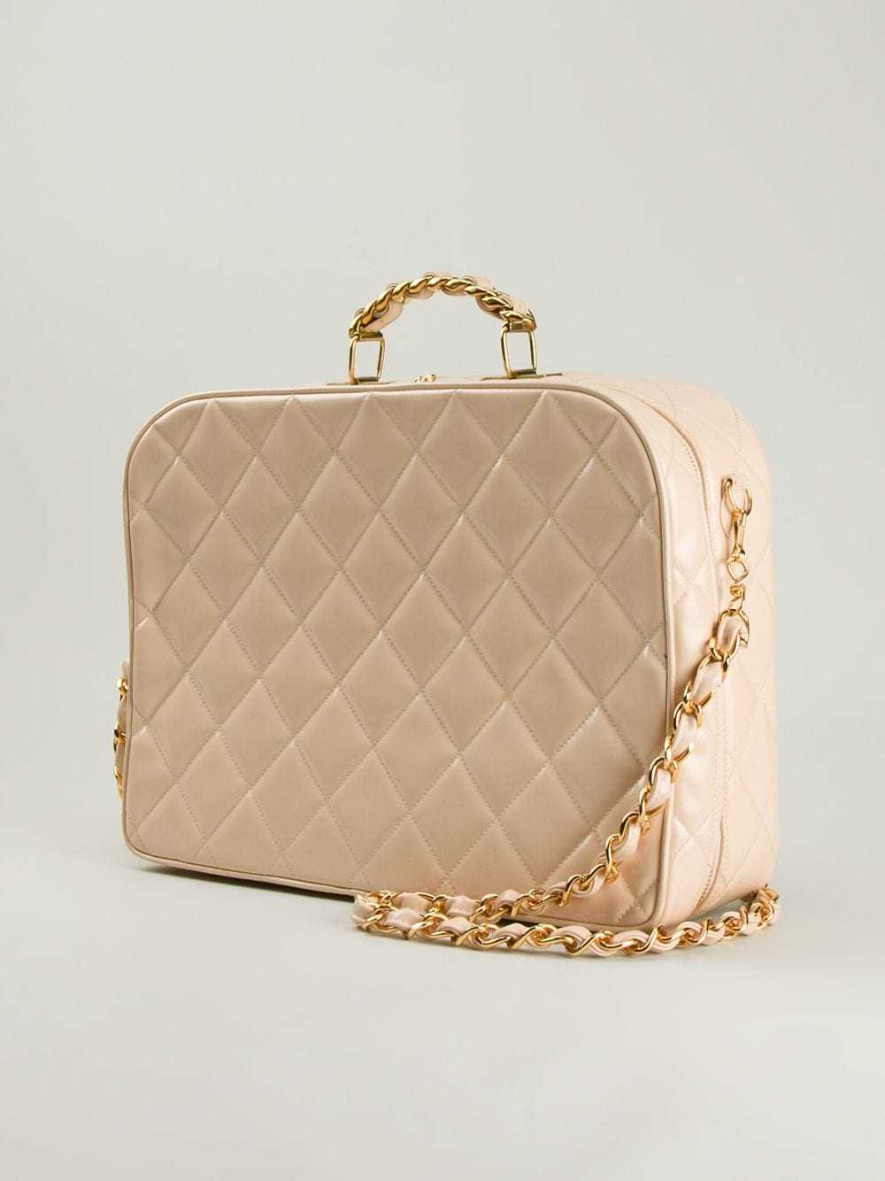 CHANEL Pre-Owned quilted case - Neutrals - image 4