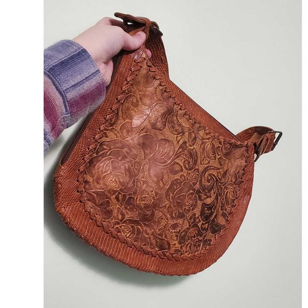 Carla Mancini Brown Leather Shoulder Bag w/ Raise… - image 4