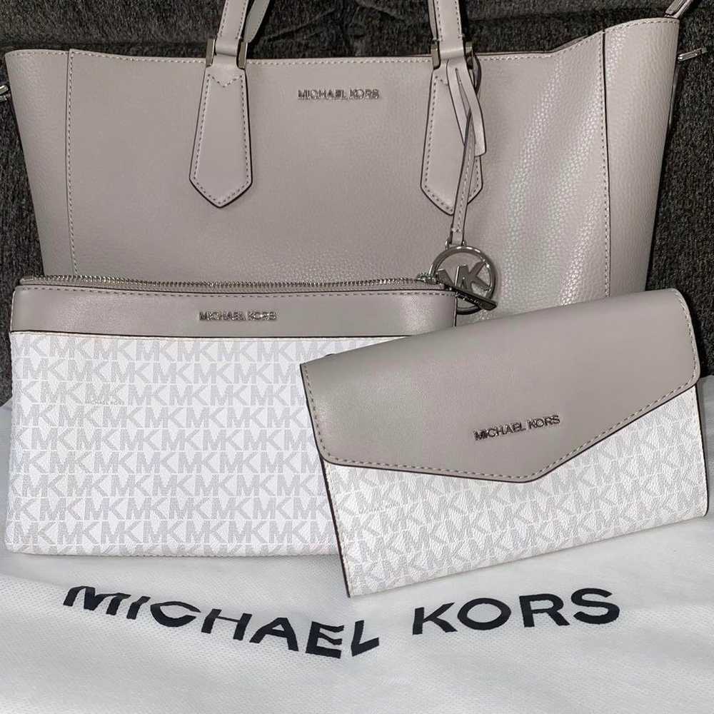 MICHAEL KORS 3 IN 1 tote bag shoulder bag A4 - image 1