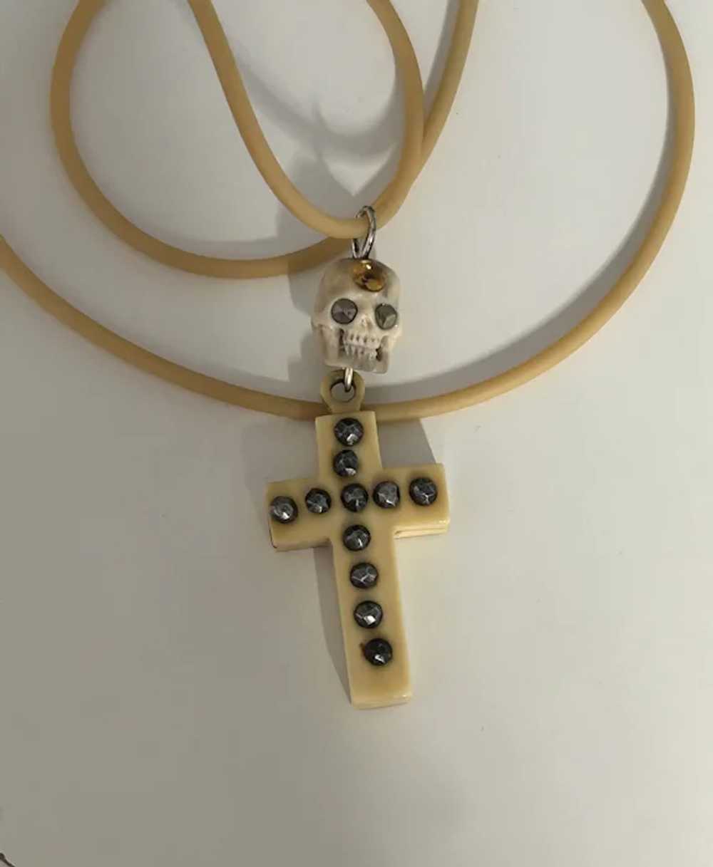 Antique Ivorine Cross/Added skull - image 2