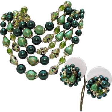 Gorgeous Vintage Five Strand Emerald Art Glass Bea