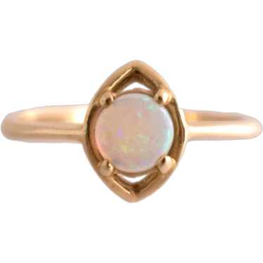 Vintage 10k Gold Opal Ring - image 1