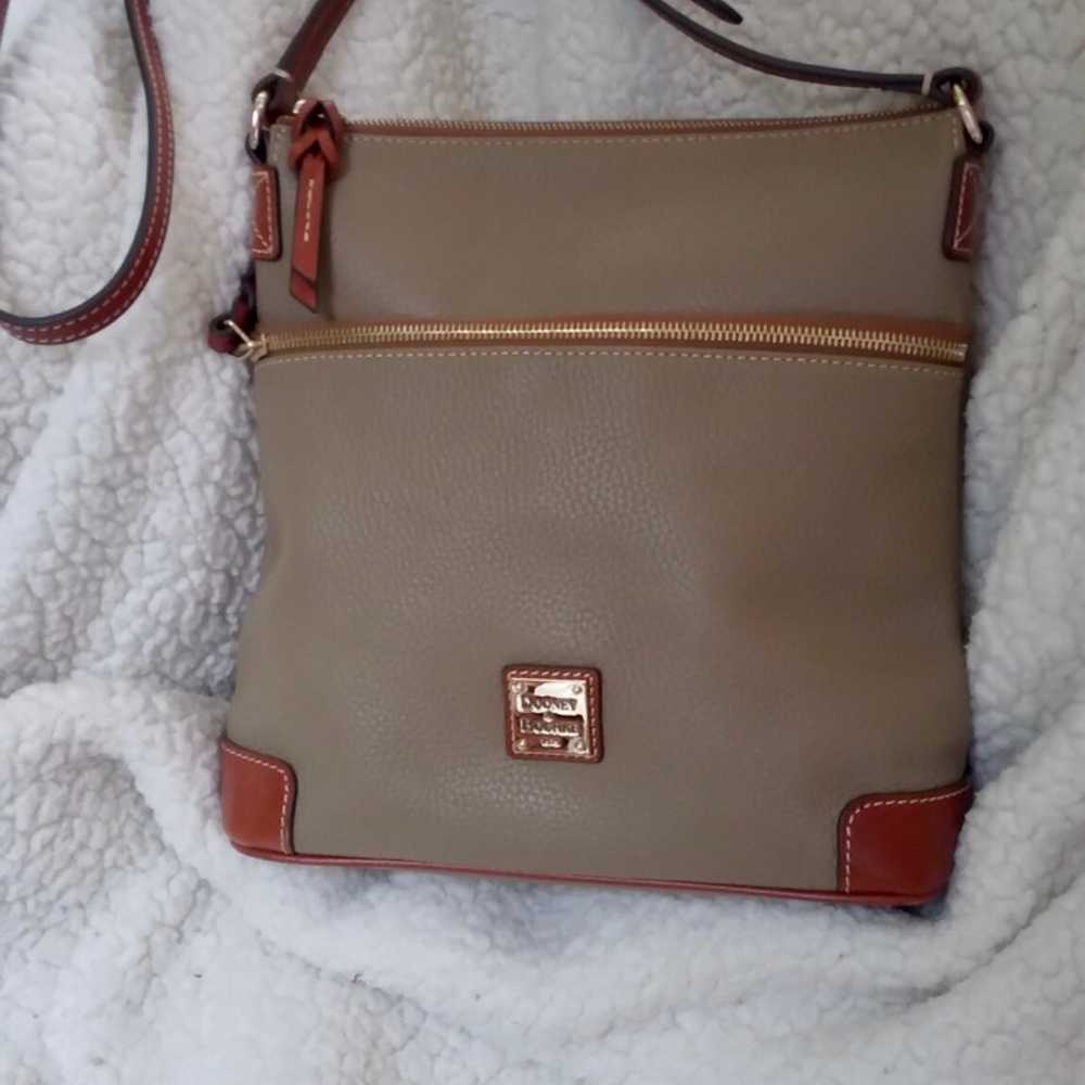 Dooney & Bourke crossbody shoulder bag Pebble lea… - image 2