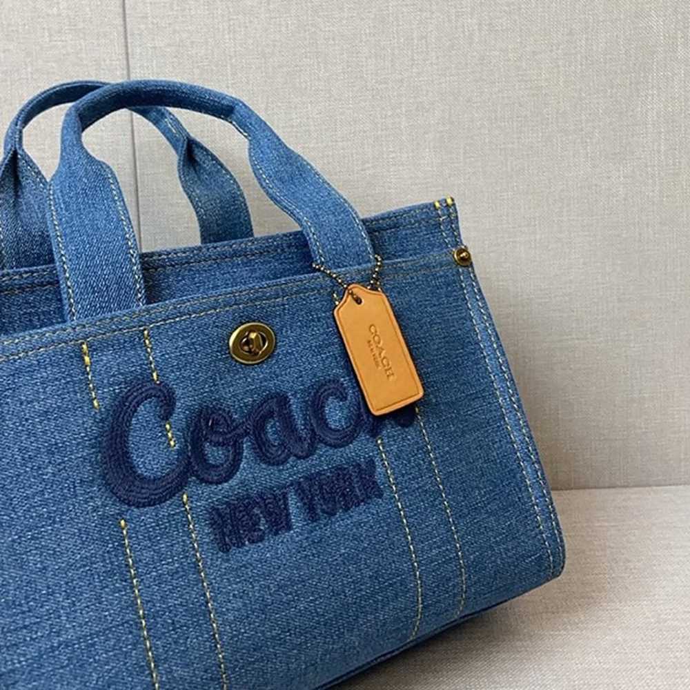 New COACH CR659 denim blue Coach Cargo tote shoul… - image 2