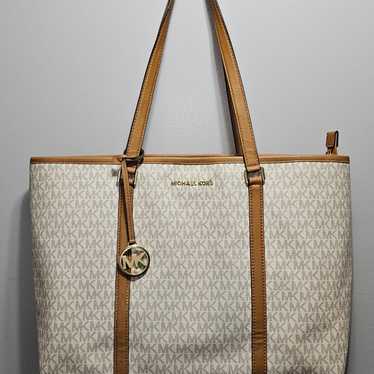 Michael Kors Sady Vanilla Top Zip Tote