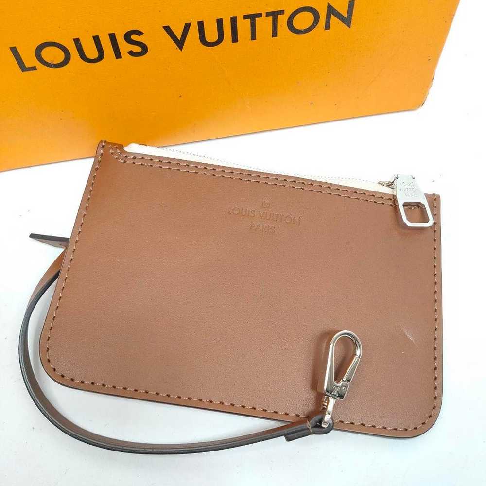 Nearly unused LOUIS VUITTON Mahina Hina PM access… - image 1