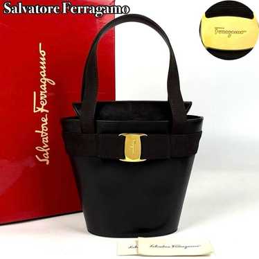 Excellent Condition ● Ferragamo Handbag ● Vara Ri… - image 1