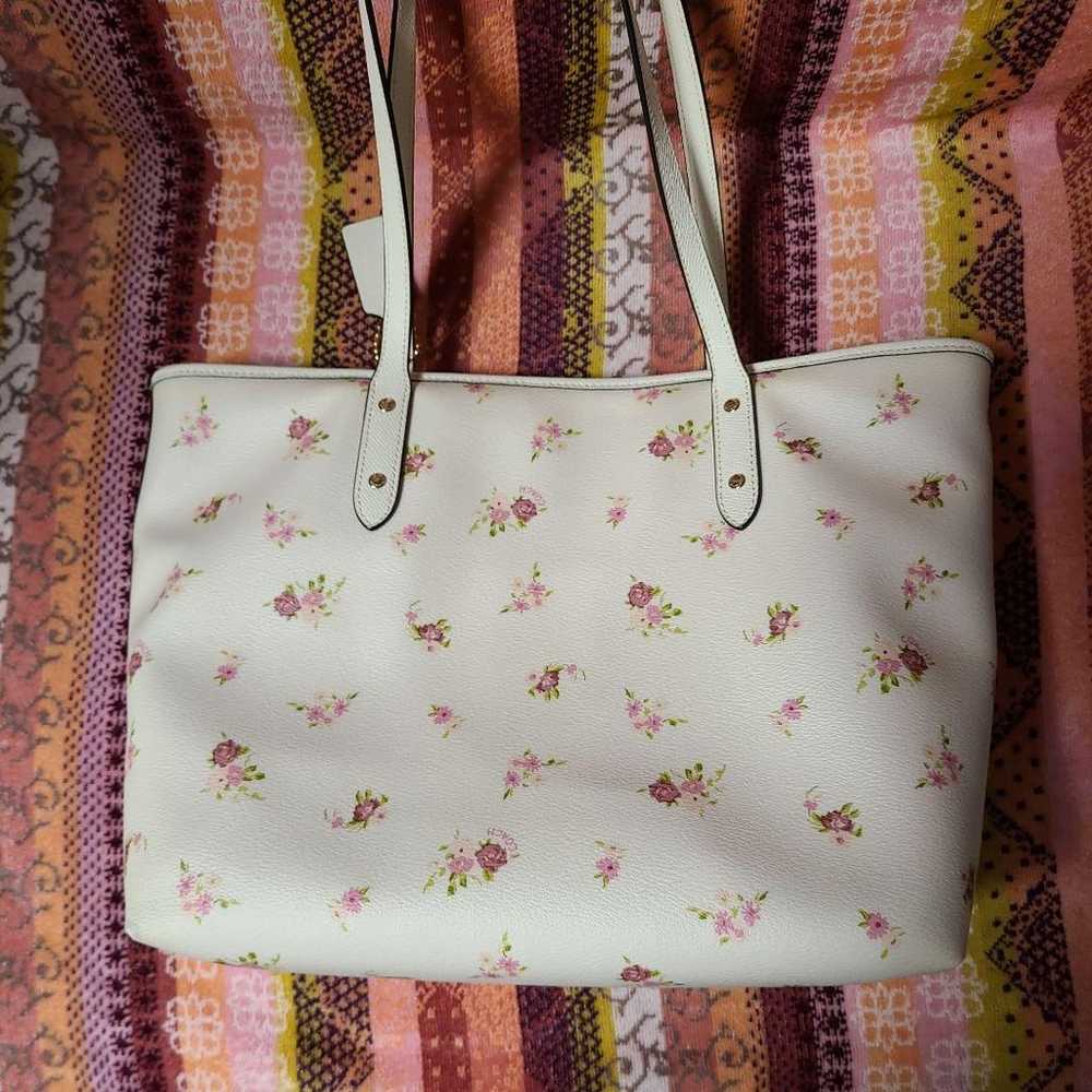 COACH floral tote bag - image 4