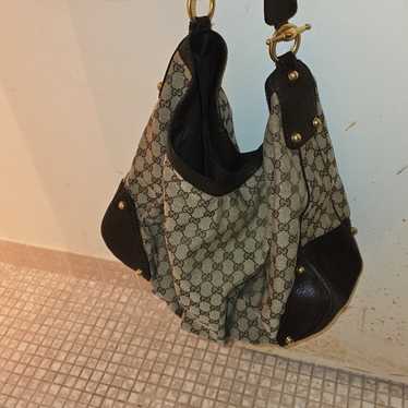 Gucci handbag