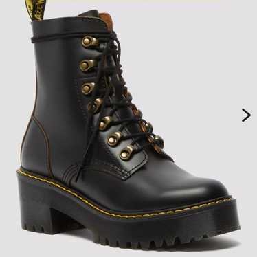 Dr. Martens Leona Vintage Boots