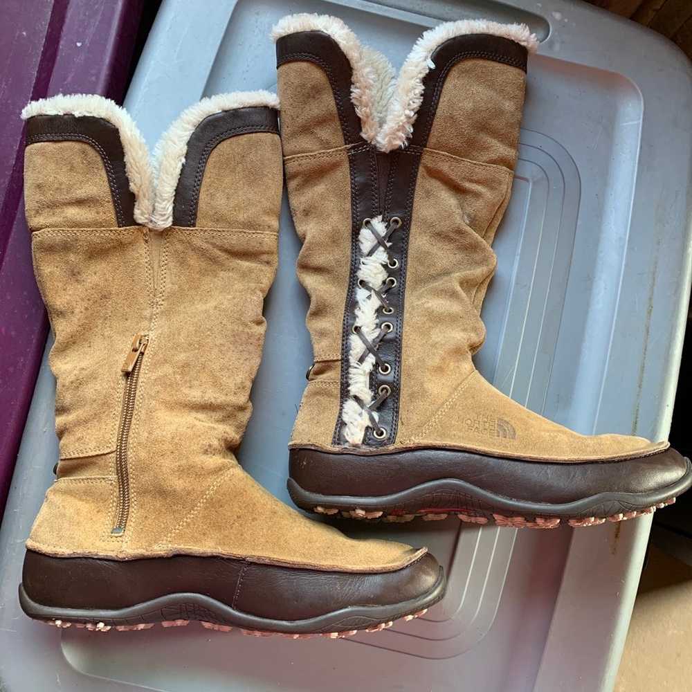 North face women’s boots size 6.5 - image 1