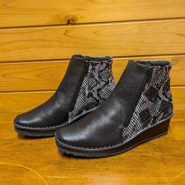 Brand new ★ Genuine leather boots