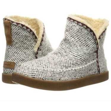 Sanuk Cush & Blaze Booties 8