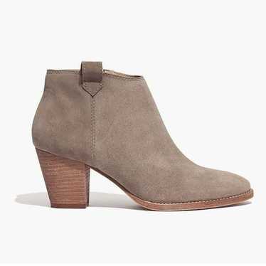 Madewell The Billie Boot in Suede Size 6