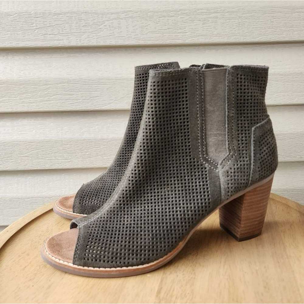 Toms Majorca suede casual booties - image 3