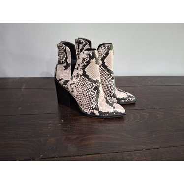 Vince Camuto Genedy Snakeskin Booties/NWOB, Sz. 5M - image 1