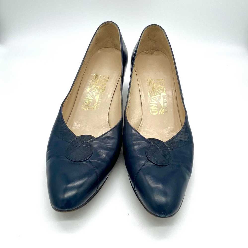 Salvatore Ferragamo Vintage Navy Blue High Heels … - image 5