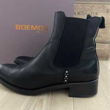 ❤️BOEMOS❤️ Side Gore Boots - image 1