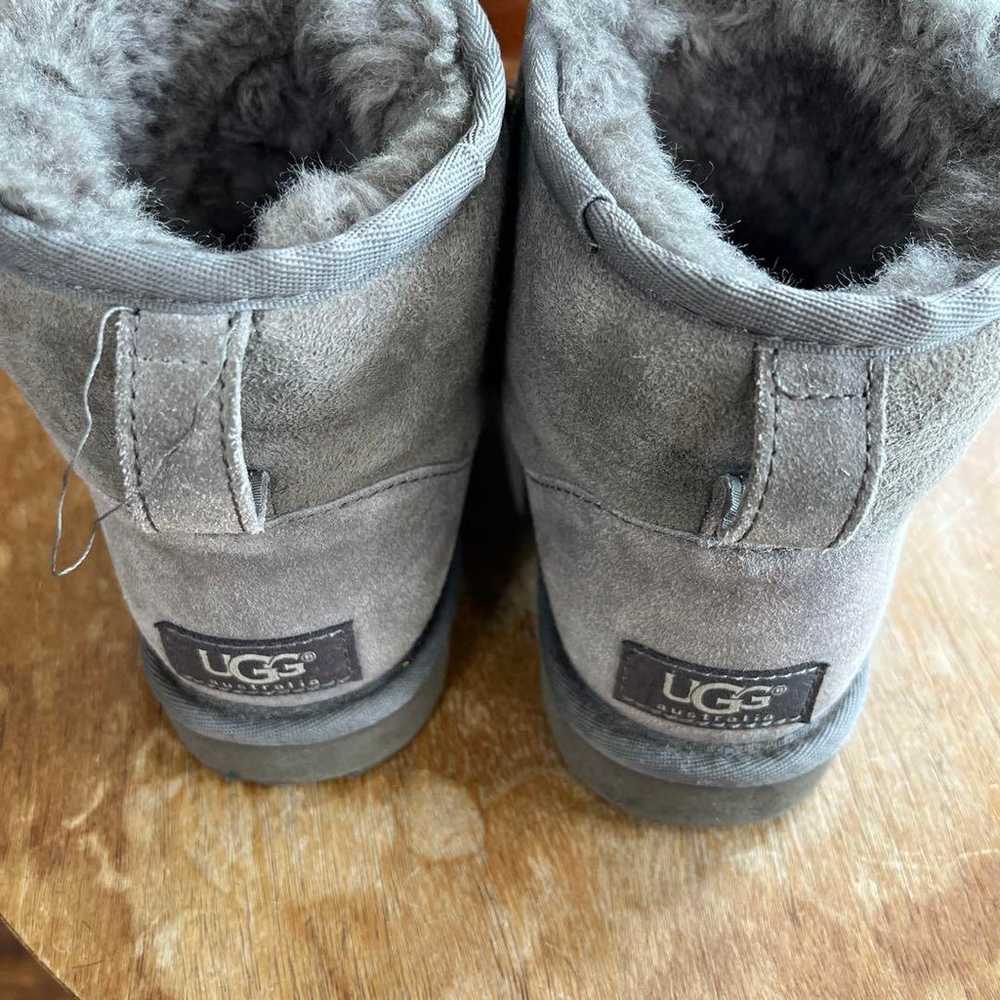 UGG sheepskin boots in grey. - image 7