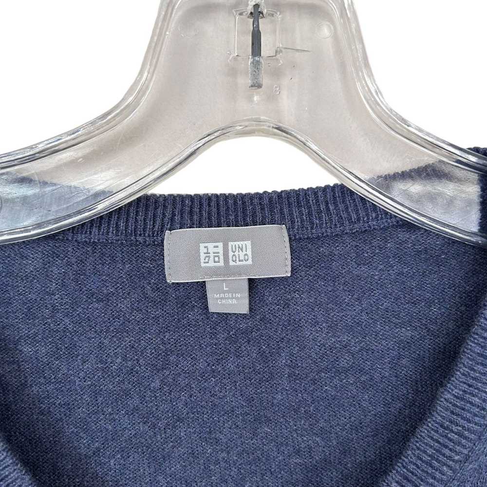 Uniqlo Uniqlo Blue V Neck Sweater Sz L - image 2