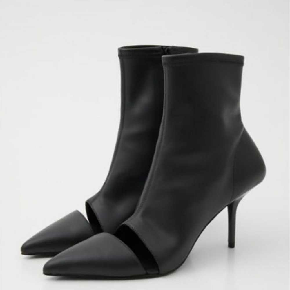 rienda L'INDA SLIT TO FIT SHORT BOOTS - image 1