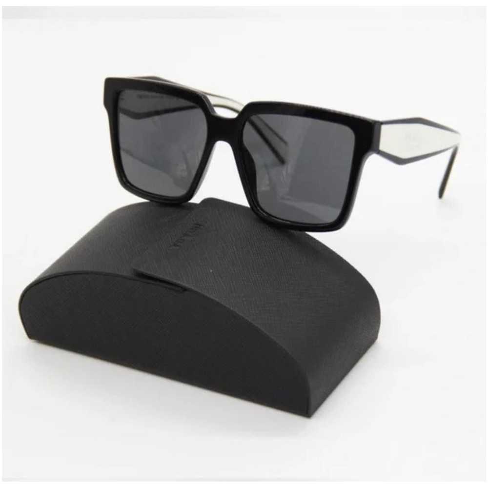 Prada Oversized sunglasses - image 2