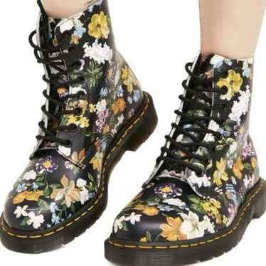 Dr Marten floral boots