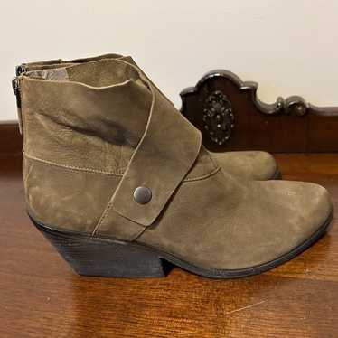 Eileen Fisher Boots Womens 8 Suede Leather Bootie… - image 1