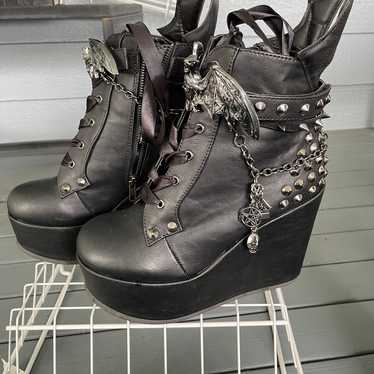 Demonia Poison 95 heels boots top size 8