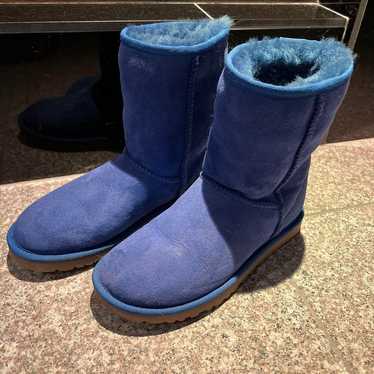 UGG W CLASSIC SHORT WASHED DENIM 8 ネイビー UGG W CLASSIC SHORT WASHED DENIM 8 ネイビー