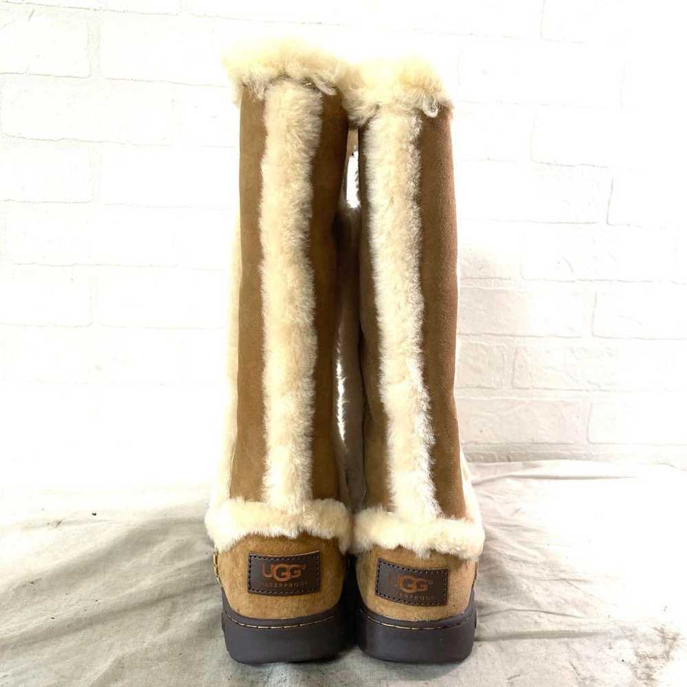 688☆ UGG Sheepskin Boots Casual Ladies Size 22 Be… - image 3