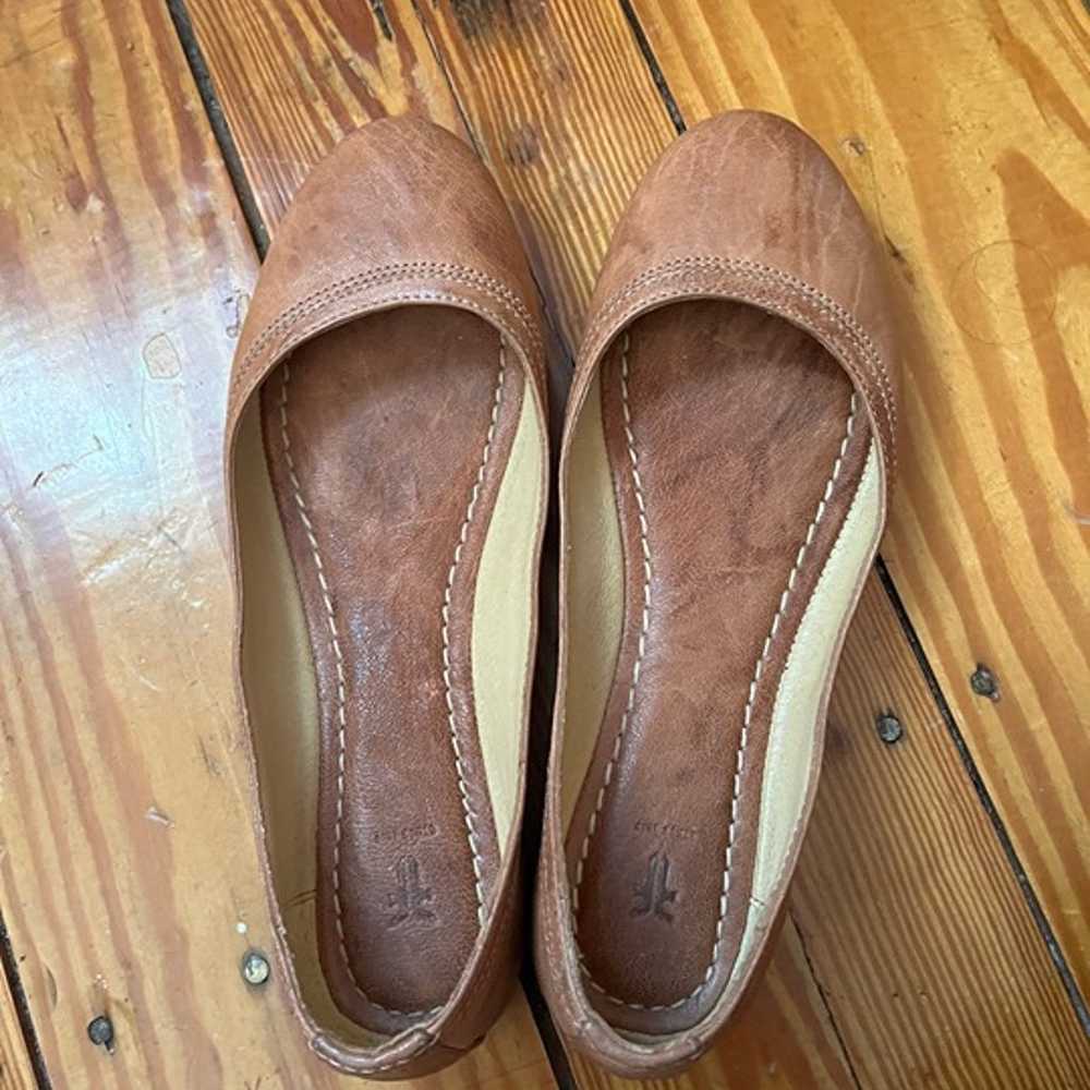 Frye Carson Ballet Brown /Beige Antique Soft Vint… - image 1