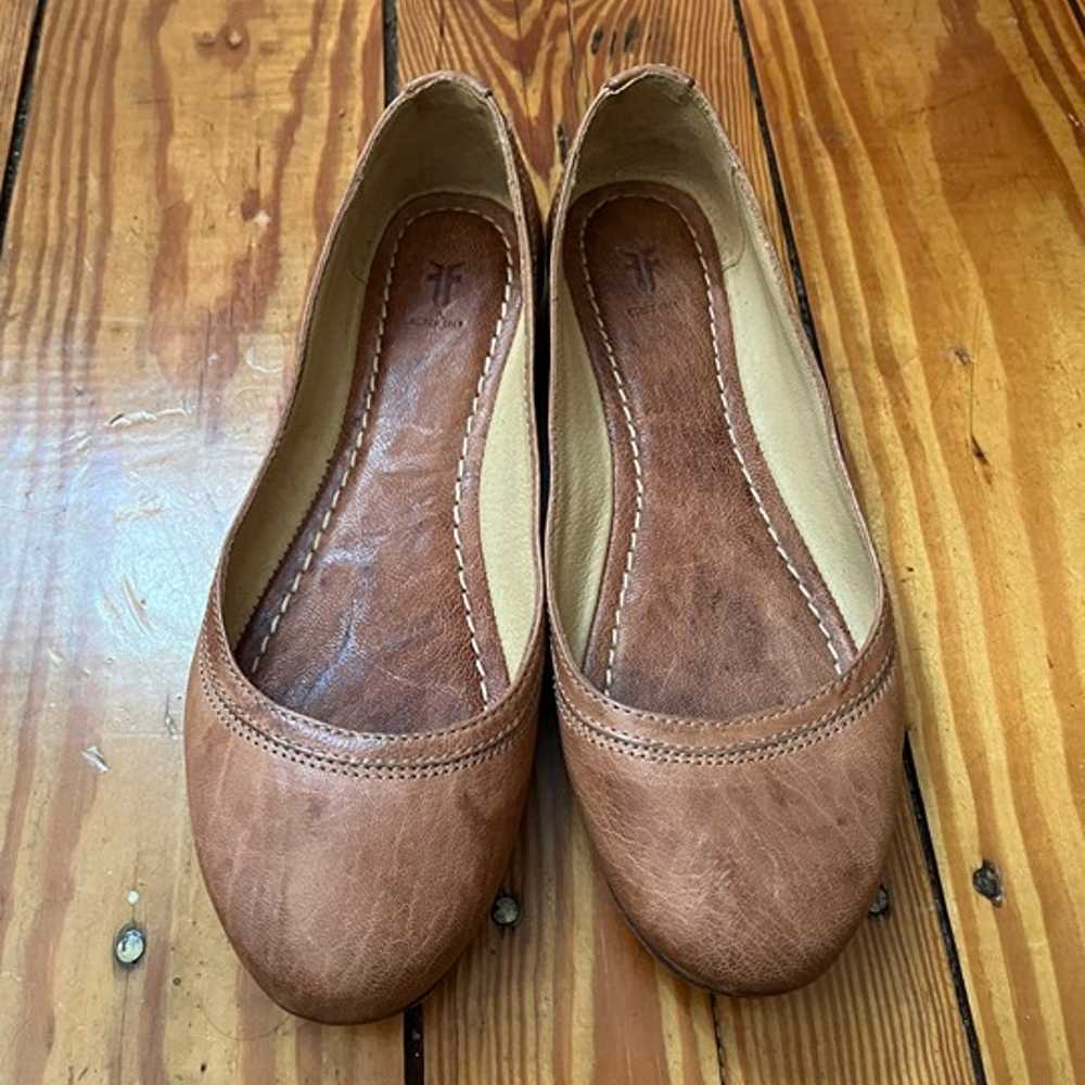 Frye Carson Ballet Brown /Beige Antique Soft Vint… - image 2