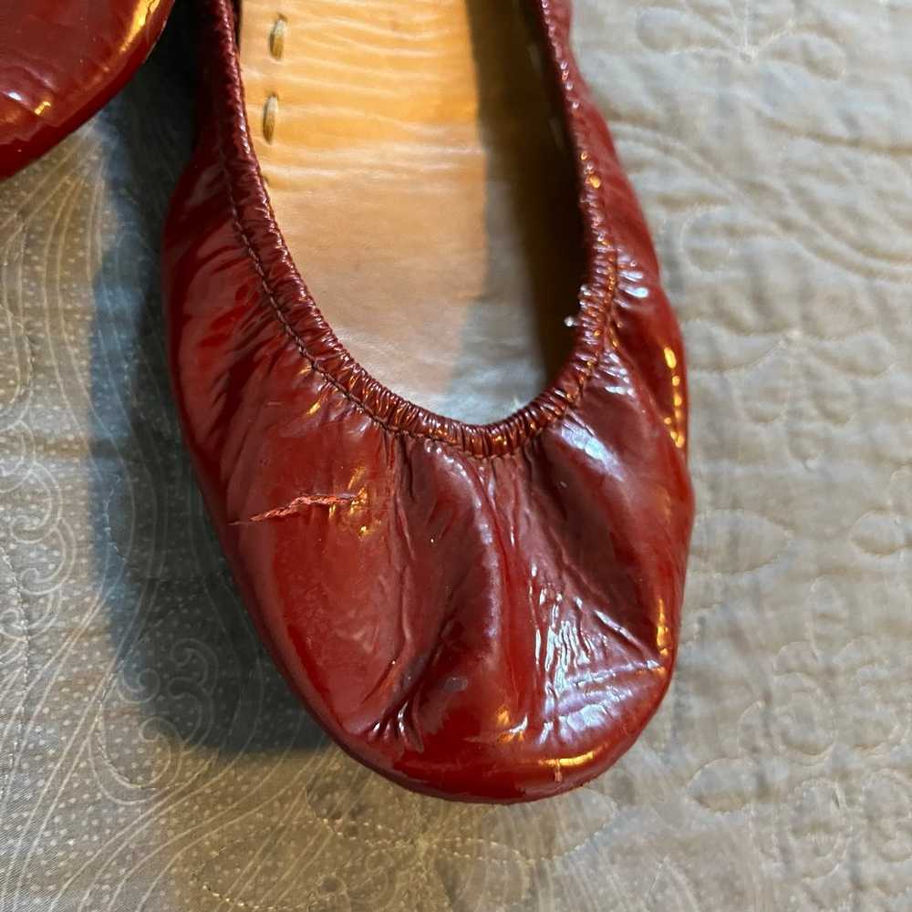 Tieks red patent leather ballet flats size 8 - image 8